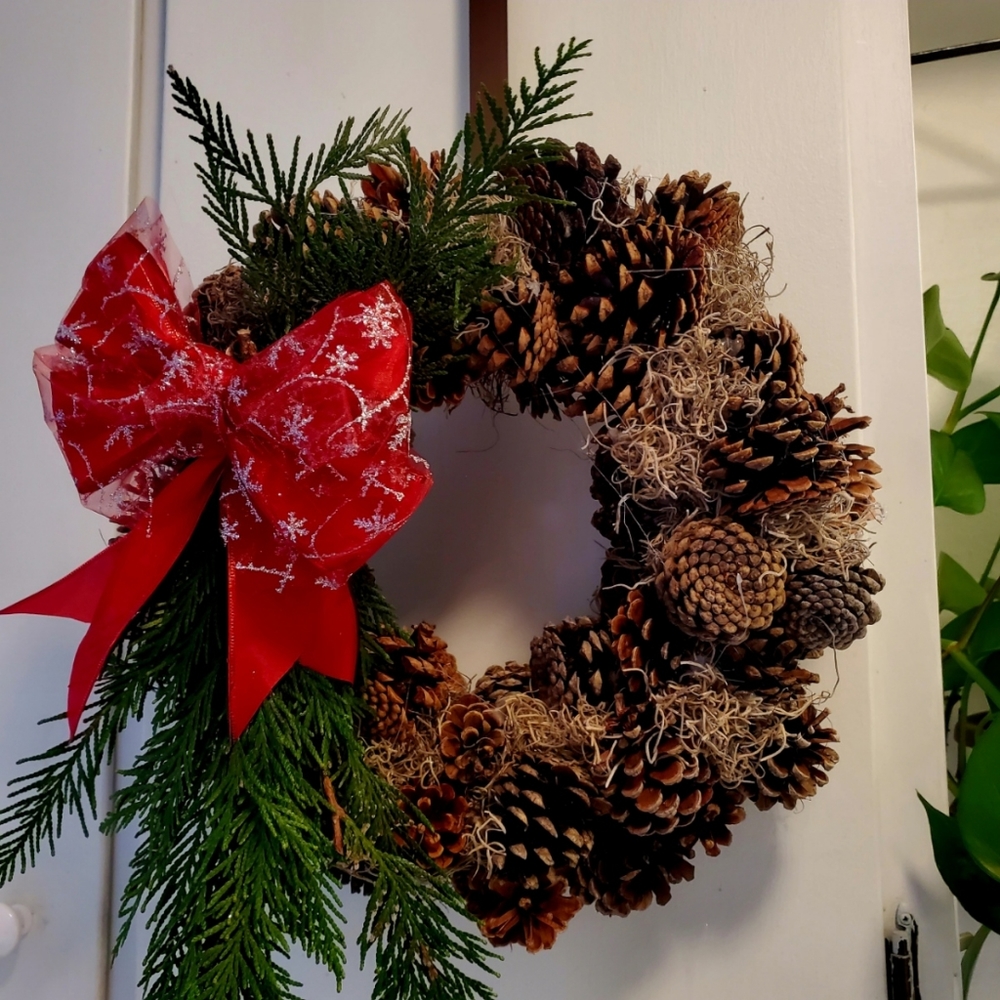 16 inches or 19 inches: PINECONE WREATHS